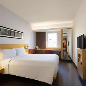 Olive Near Delhi Airport Hotel New Delhi